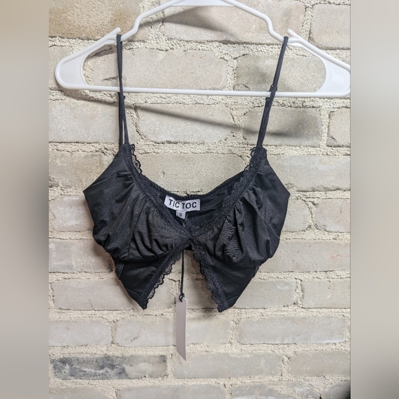 Top - Picture 1 of 2